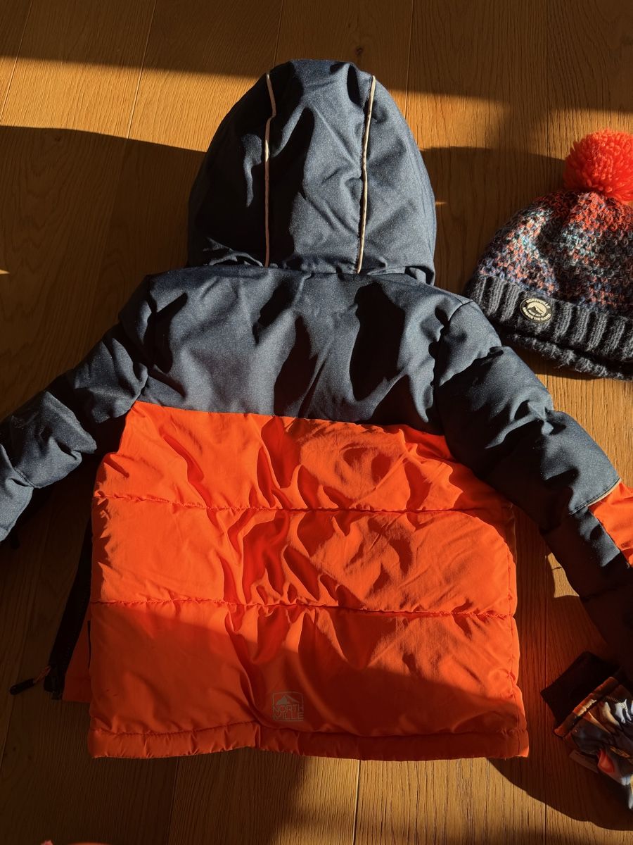 C&A Giacche & Cappotti: Winter Jacke cap und Handschuhe – Nuovo (secondo la descrizione) da Mellingen venduto da eli_7hdx 4