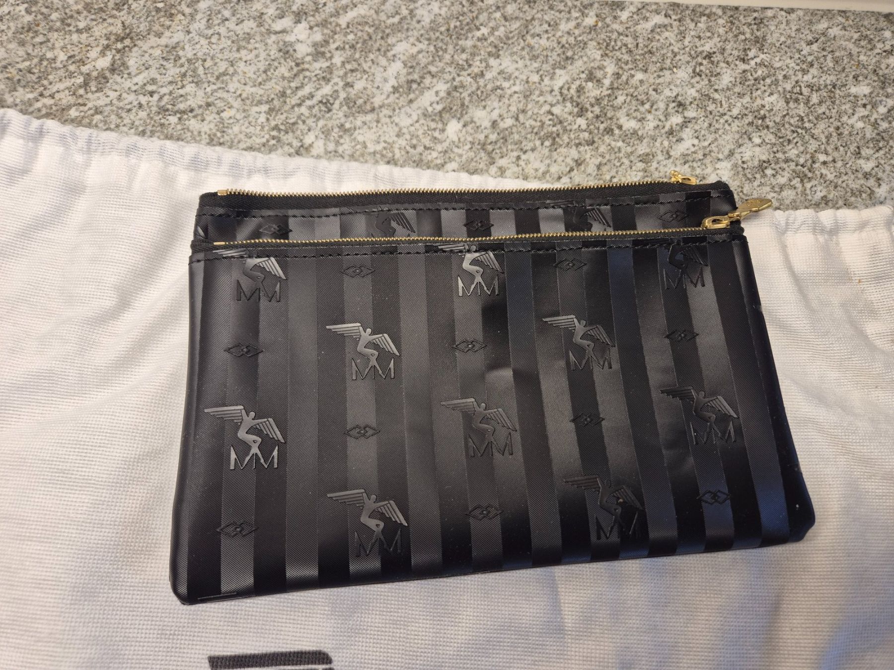Taschen für Damen: Mollerus Handtasche Set neuwertig – Gebraucht aus Mettmenstetten von Pbone 7