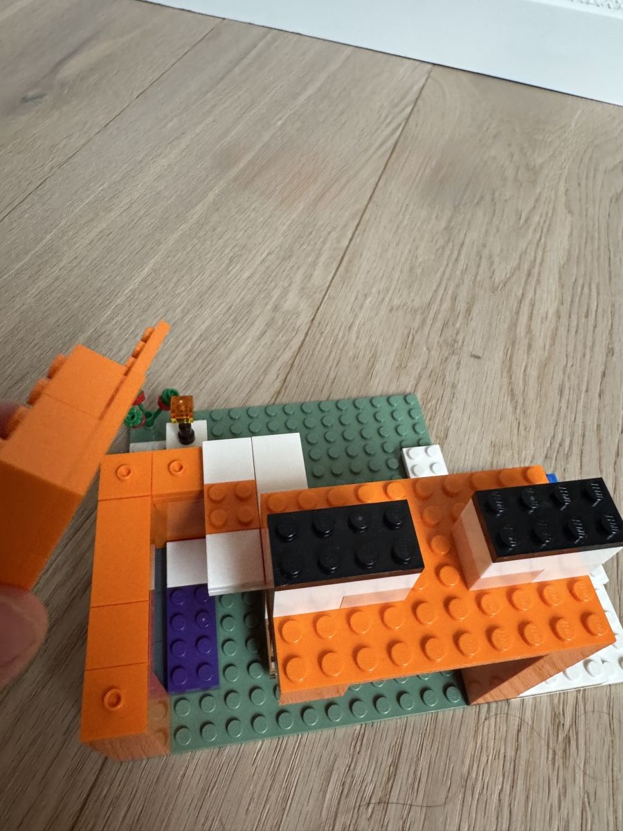 Lego Spielzeuge: Die Fuchs Lodge Lego Minecraft 21178 – Gebraucht aus Steffisburg von shopmanager 9