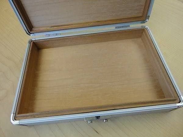 Humidor per sigari: Reise Humidor – Nuovo e nell'imballaggio originale da Wetzikon ZH venduto da Alpari 2