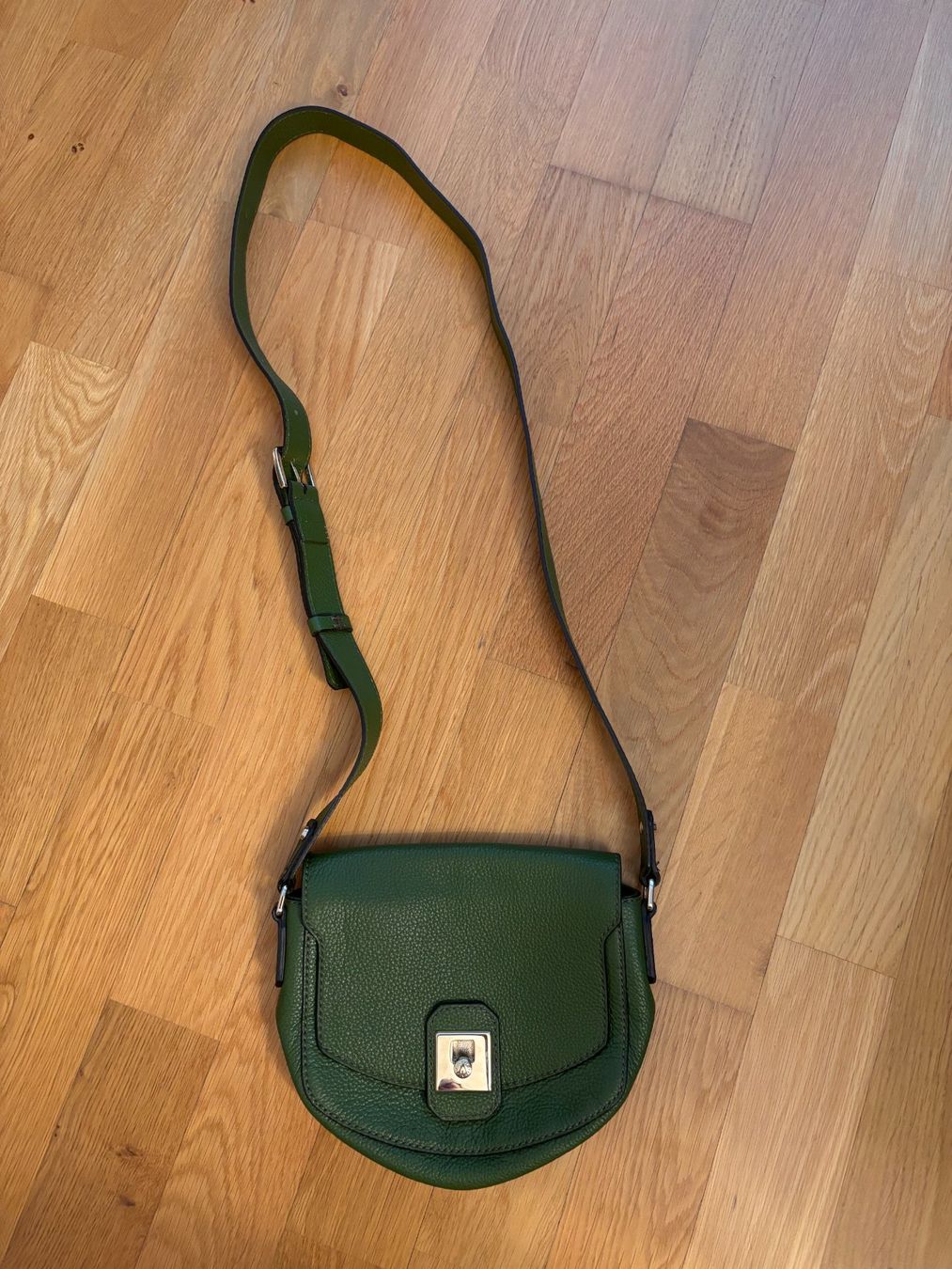 Furla Taschen für Damen: Furla Umhängetasche – Gebraucht aus Dübendorf von Moomin8600 1