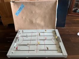 ALTES MECHANISCHES HOCKEY SPIEL SELTEN DEUTSCHLAND UM 1940