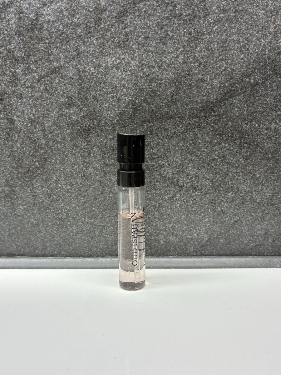 Dior Profumi & Eau de Toilette: 2ml Oud Ispahan Christian Dior – Usato da Wangen SZ venduto da el_paso08