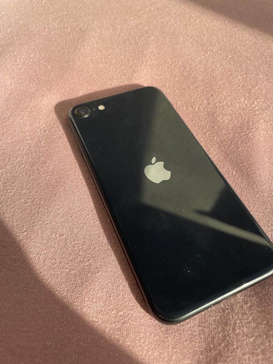 Apple Telefoni cellulari / Smartphones: iPhone SE 128 GB – Usato da Basel venduto da sch12397 2