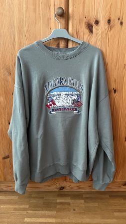 Brandy Mellville Pullover
