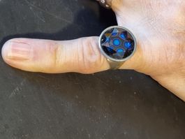 Silberring mit blauem Schmuckstein. Für Kleinfinger