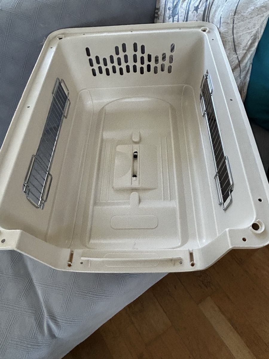 Käfige, Transport & Sicherheit: Hunde Transportbox airlinetauglich – Gebraucht aus Waltenschwil von Hendi 7