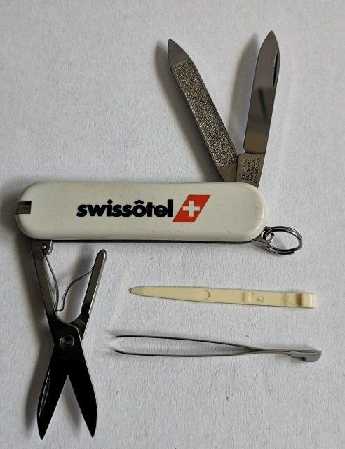Victorinox Taschenmesser: Kleines Victorinox Sackmesser. Neuwertig. – Neu (gemäss Beschreibung) aus Thun von Dl3604 2