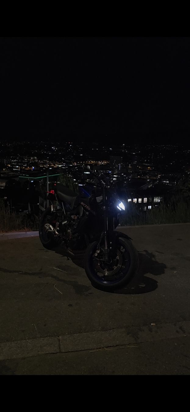 Yamaha Strada: Mt09 2020 – Usato da Zürich venduto da mic_n9qy 1