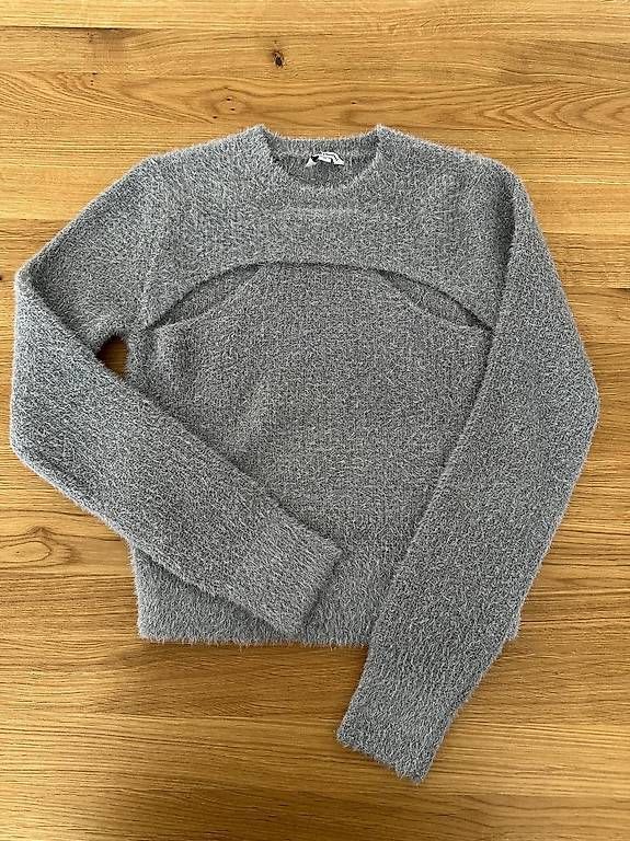 Tops: Frauen crop top long sleeve – Gebraucht aus Berikon von Alice_z 2
