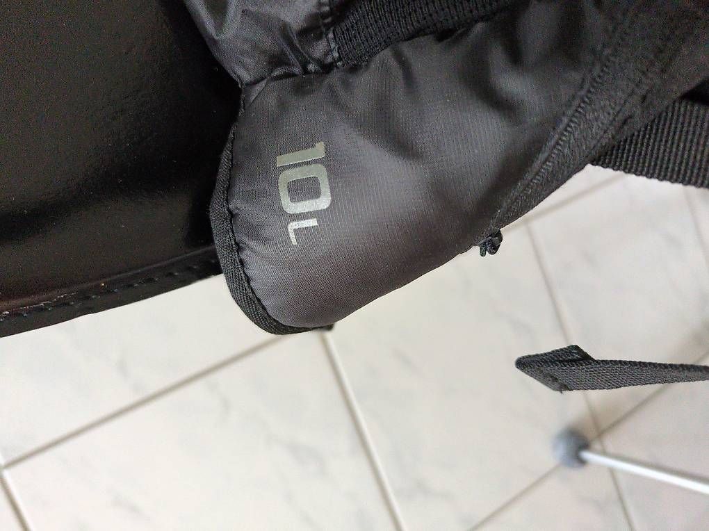 Zaini: Ultaleichter Laufrucksack – Usato da Zufikon venduto da Baum03 3