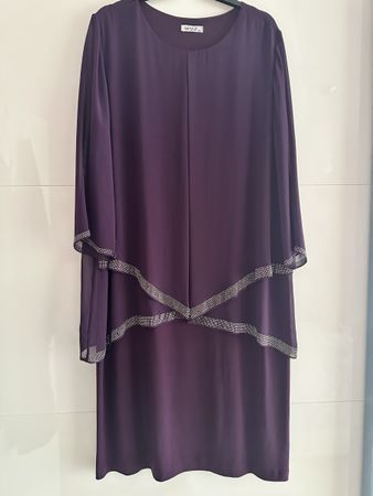 Festliches, elegantes, violettes Kleid, Grösse 46