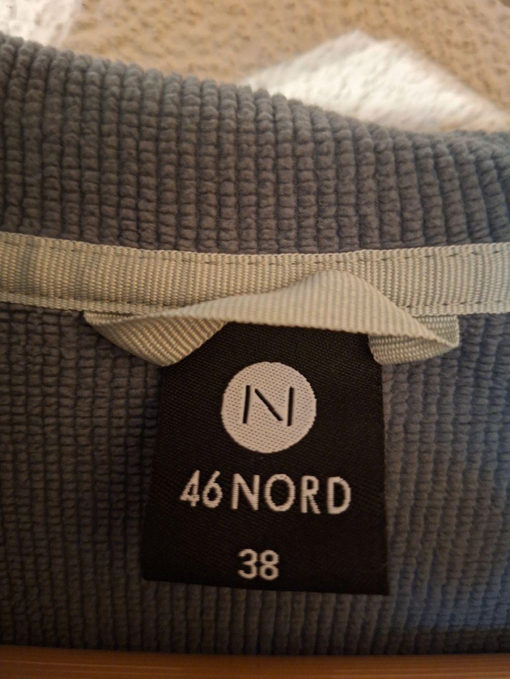 46 Nord Jacken: Jacke 46 Nord Grösse 38  – Gebraucht aus Leuk-Stadt von See_Lin 2
