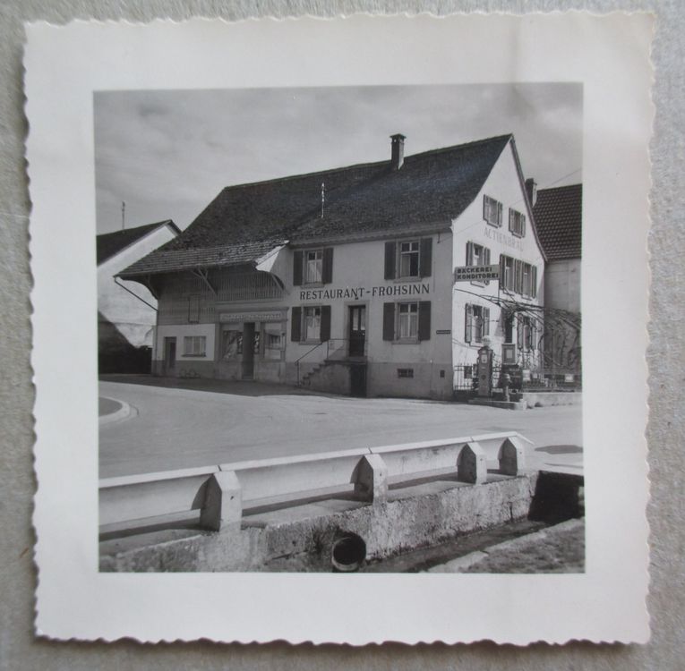 Altes orig. Foto Restaurant Frohsinn Bäckerei mit Tanksäule | Kaufen ...