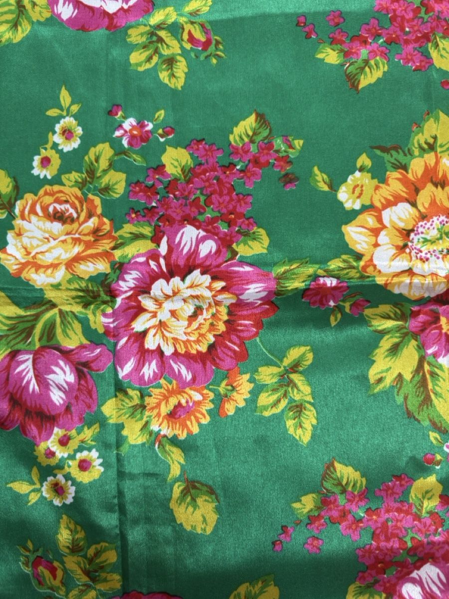 Polyester Foulards, Tücher & Schals: Foulard vintage fleuri vert 88x87 polyester – Gebraucht aus Vuippens von Anna_as 3
