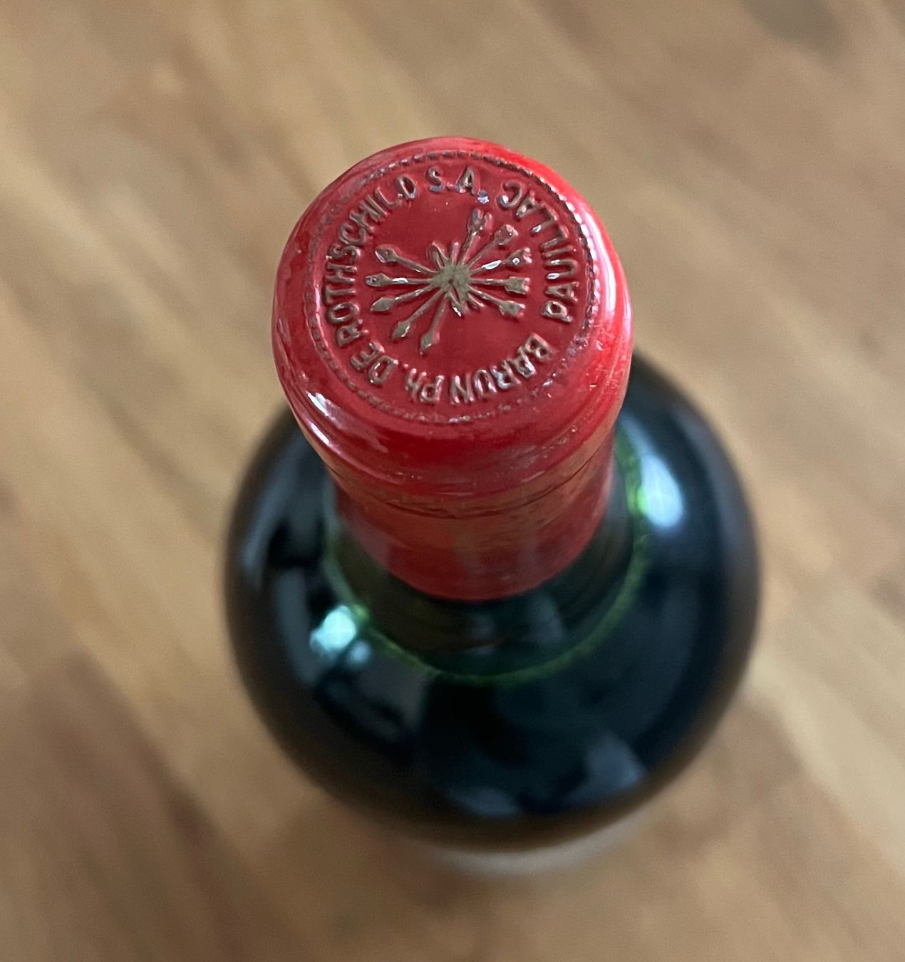 Mouton Rothschild Vino: 1 Fl. Mouton Rothschild 1977 – Nuovo e nell'imballaggio originale da Birmensdorf ZH venduto da Zielasco 1