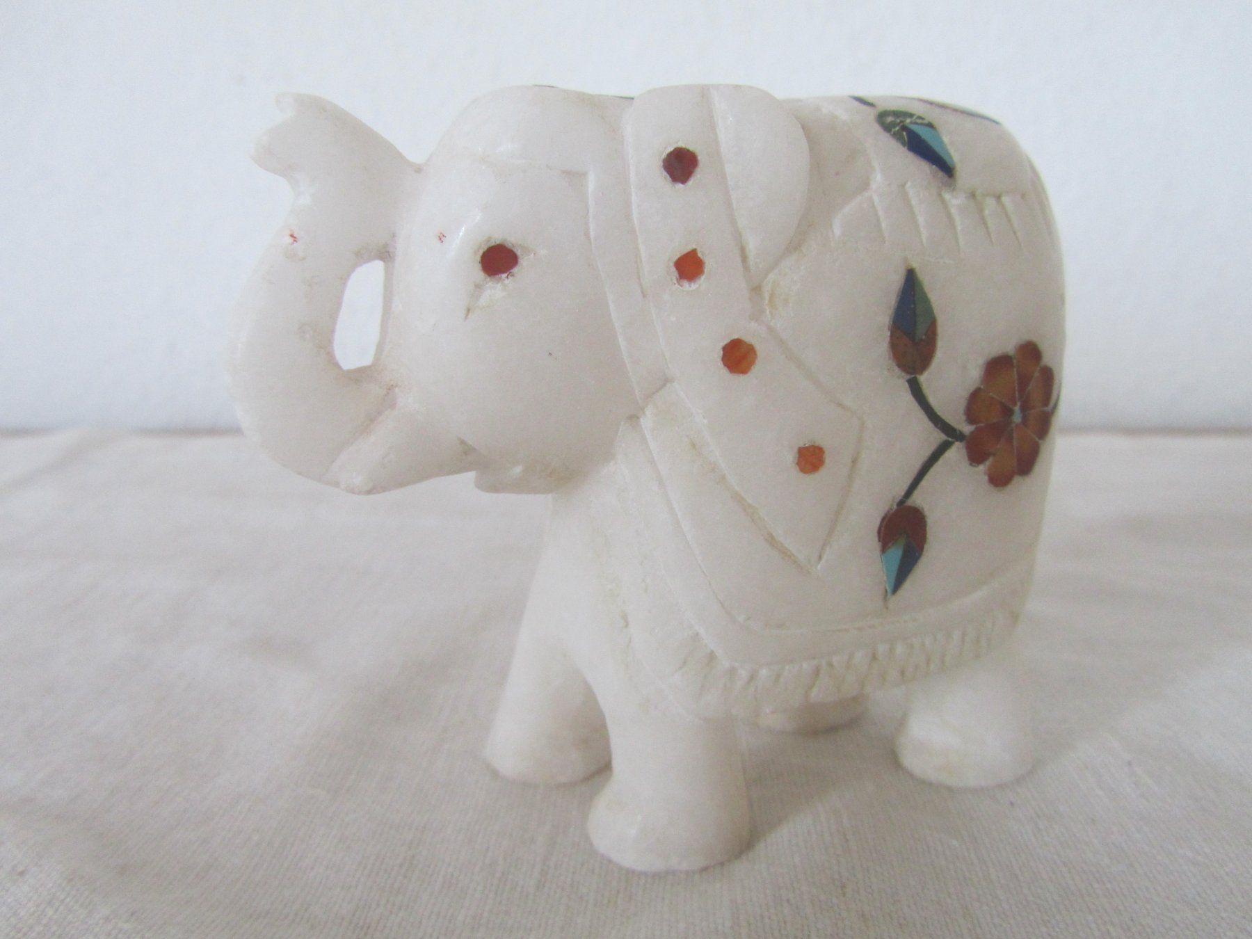 Statuette: Elefant Figur Marmor mit Intarsien – Usato da Seengen venduto da mikelele