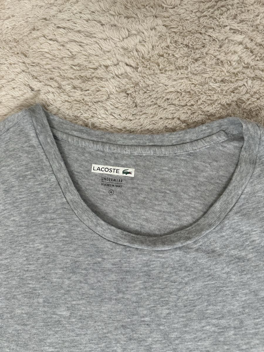 Lacoste T-shirt: T-shirt Lacoste gris - Taille XL – Nuovo (secondo la descrizione) da Neuchâtel venduto da aliceguins 1