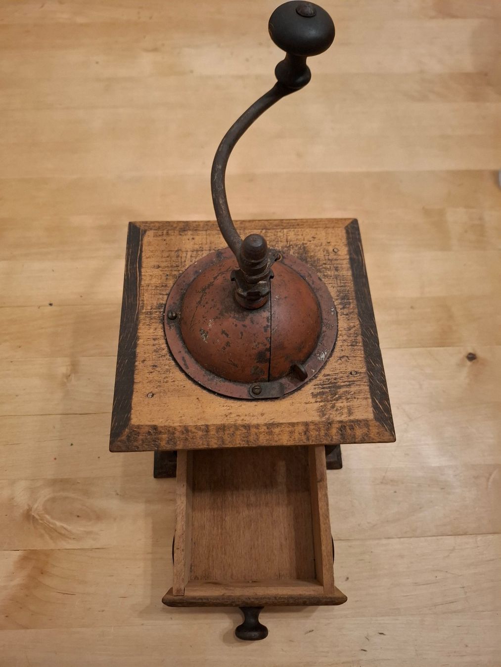 Kaffeemaschinen & Espressomaschinen: Antike Kaffeemaschine Holz – Gebraucht aus Büsserach von 11naomi 2