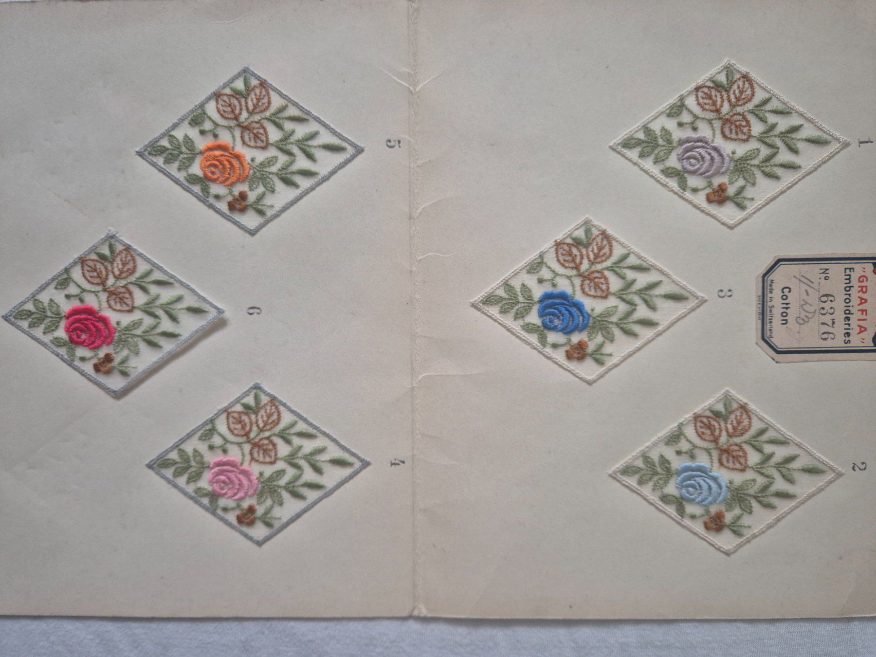 Tessuti: St. Galler Stickerei ca. 1940 – Usato da Winterthur venduto da Pumuckel4