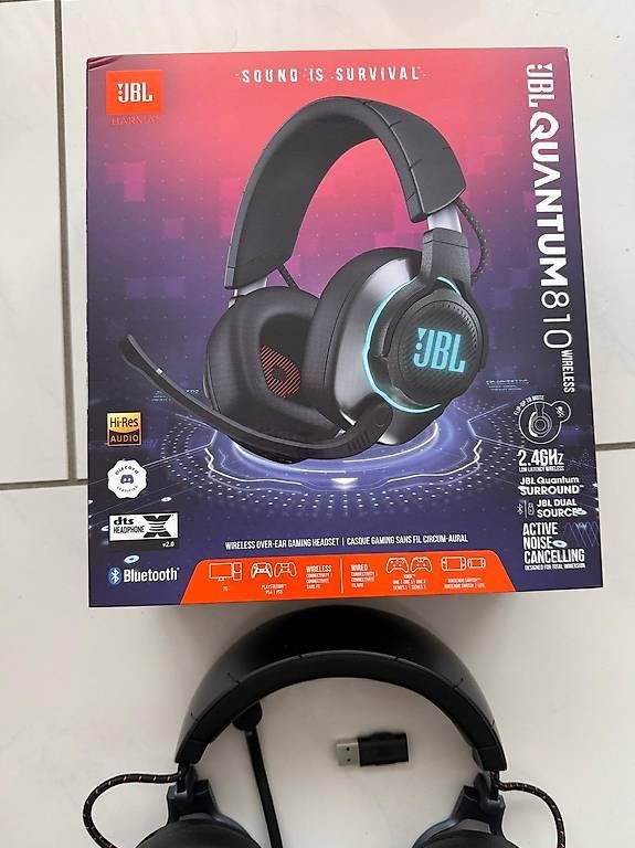 JBL Cuffie: JBL Quantum 810 Wireless Gaming Headset mit Garantie – Nuovo (secondo la descrizione) da Biel-Benken BL venduto da Cold334 3
