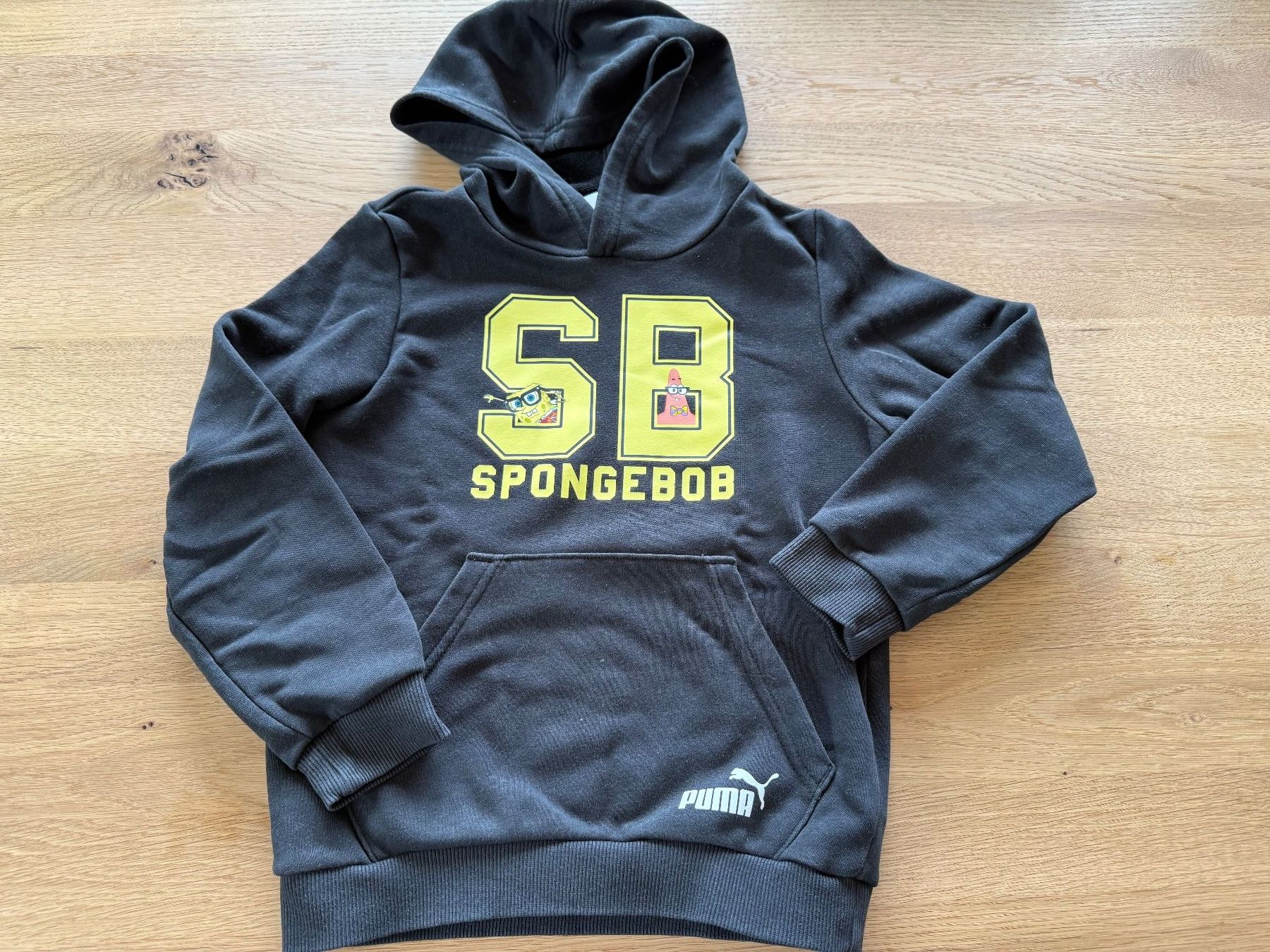 Puma Maglioni & Felpe: Puma Spongebob Trainer Grösse 128 – Usato da Goldswil venduto da Fisel 1