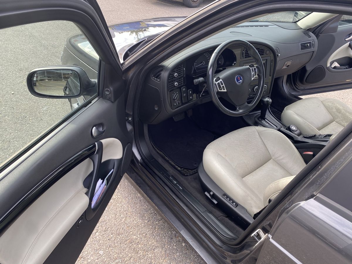 Saab Autos: Saab 9-5 2.0 MFK 5.2025 – D'occasion à Rütihof par Ta-289 2