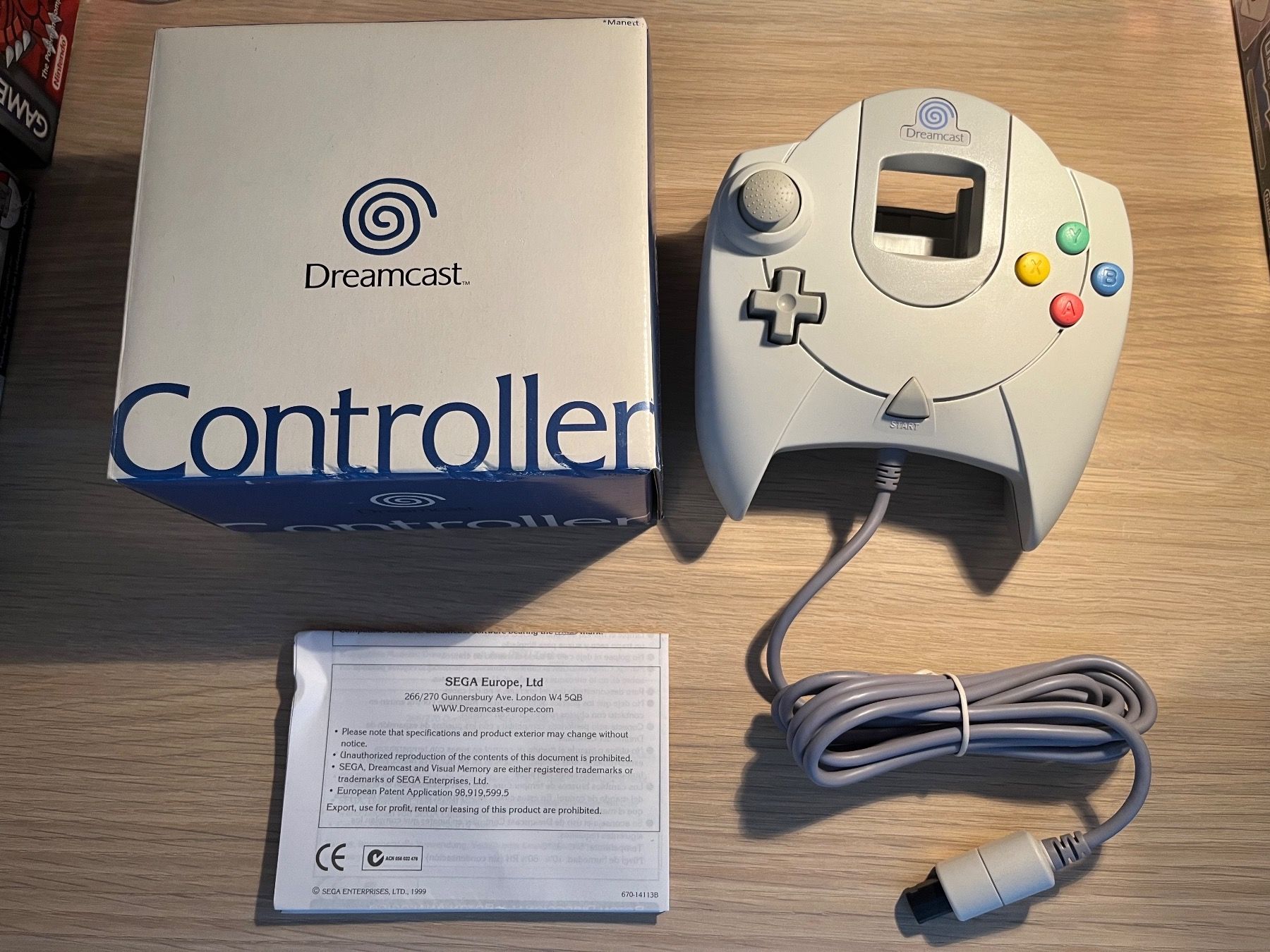 Sony Controller: Sega Dreamcast Controller mit OVP CIB Original 1999 – Gebraucht aus St. Gallen von