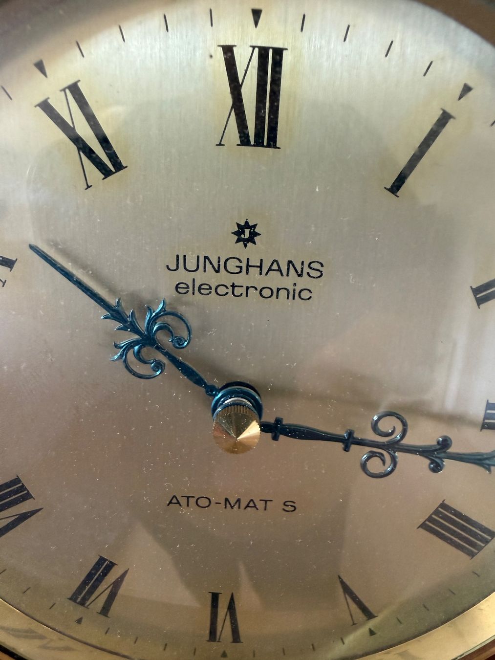 Junghans Orologi da terra & Orologi da parete: Junghans Standuhr mit Batterie – Usato da Kirchdorf venduto da Vintagewunder 1
