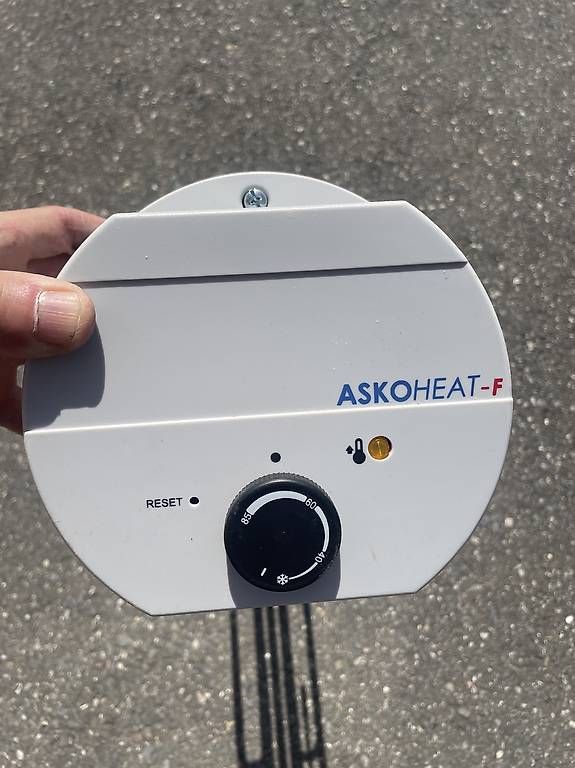 Radiatori: Corps de chauffe boiler askoheat – Usato da Corcelles-Payerne venduto da touristo12