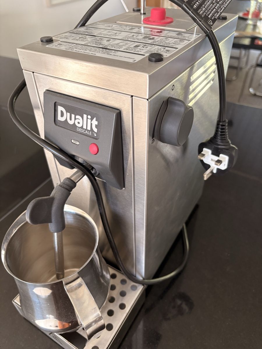Appareils de cuisine: Dualit professioneller Milchschäumer – Neuf (Voir description) à Wagenhausen par siwi123