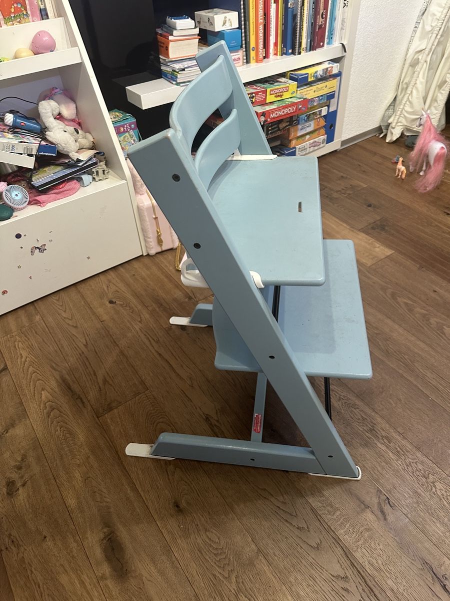 Stokke Hochstühle: Hochstuhl Kinderhochstuhl hellblau gebraucht – Gebraucht aus Wangen an der Aare von jol_82h2 1