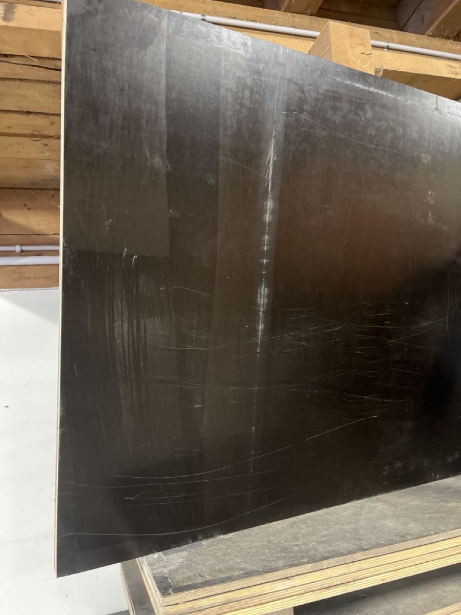 Articoli in legno: Siebdruckplatten – Usato da Rickenbach LU venduto da fla_9ft6 3