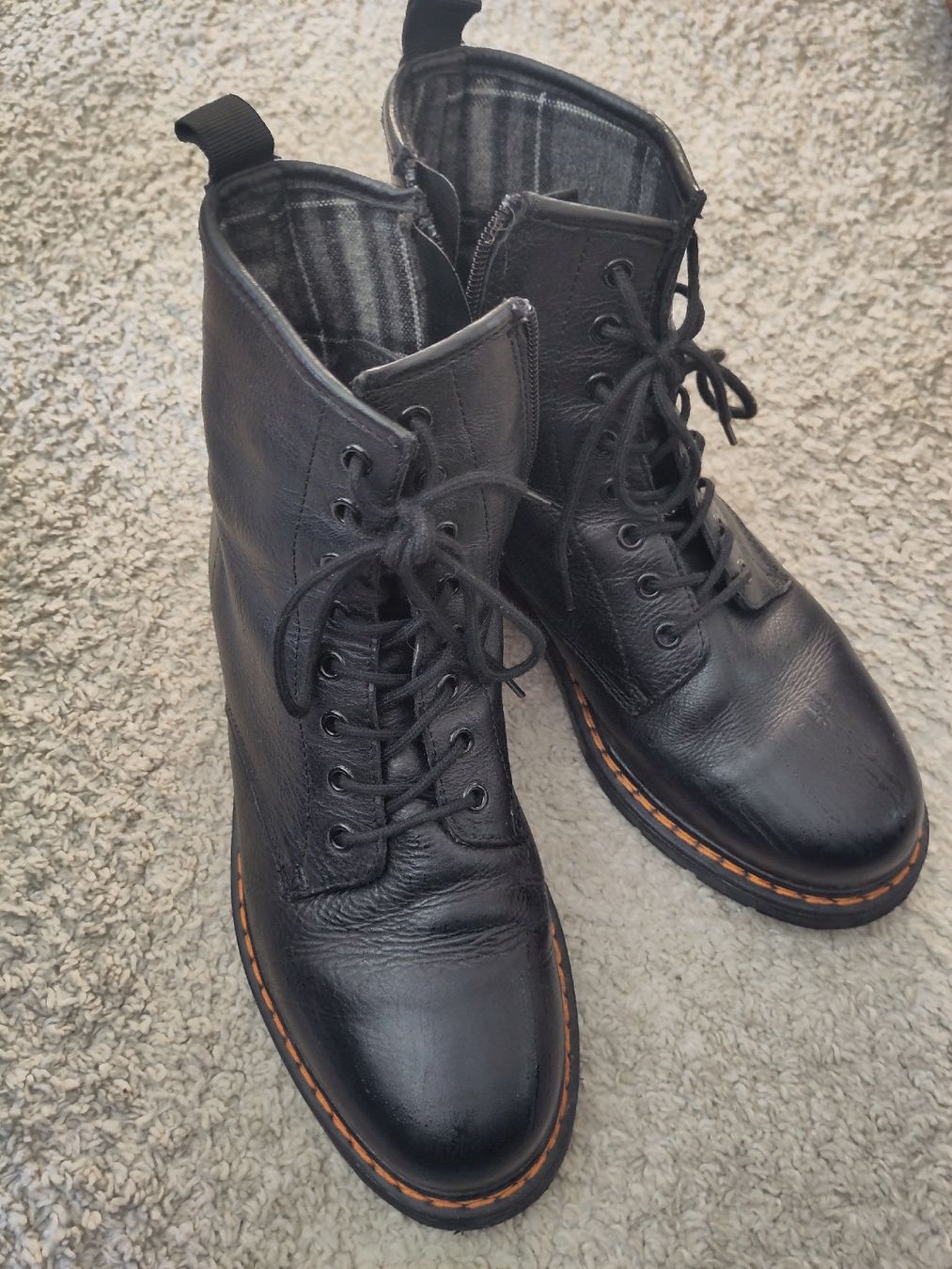 Scarpe da donna: Schwarze Lederstiefel Gr. 40  – Usato da Ettenhausen TG venduto da Laib 2