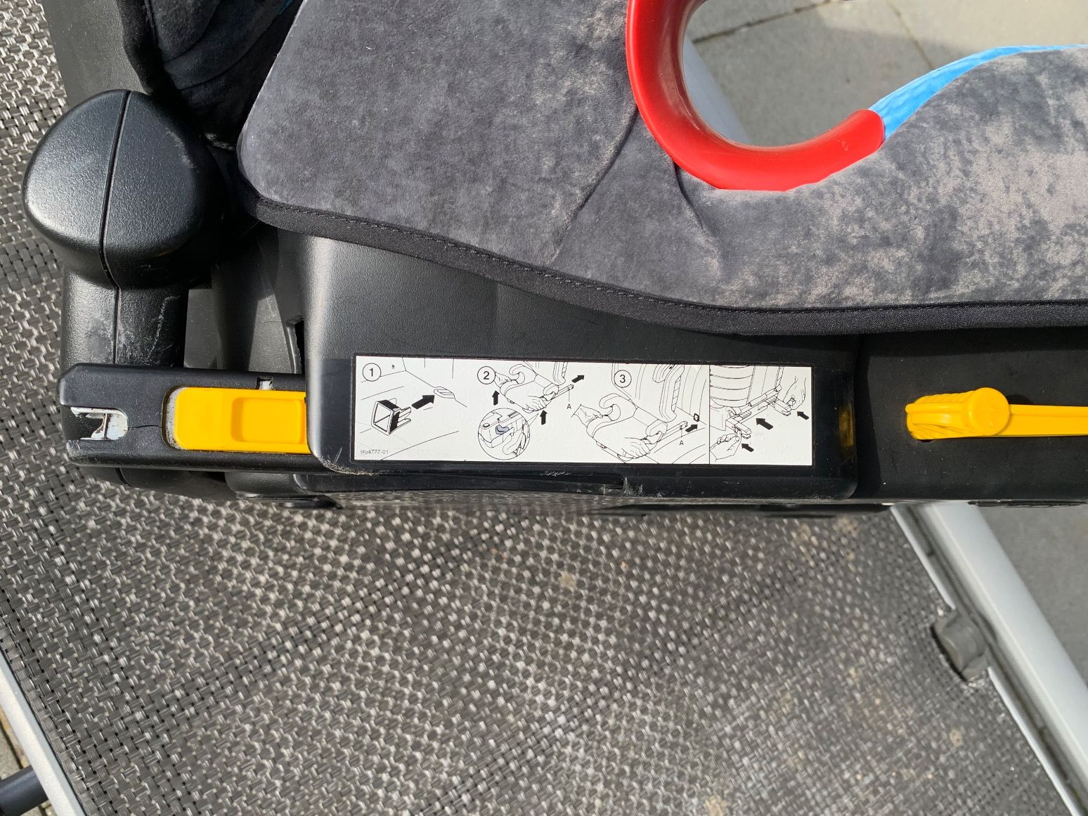 Recaro Auto-Kindersitze: RECARO Kindersitz – Gebraucht aus Hirschthal von Susi811 5