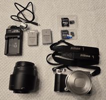 Nikon 1 J5 Doppelzoom-Kit – sehr guter Zustand