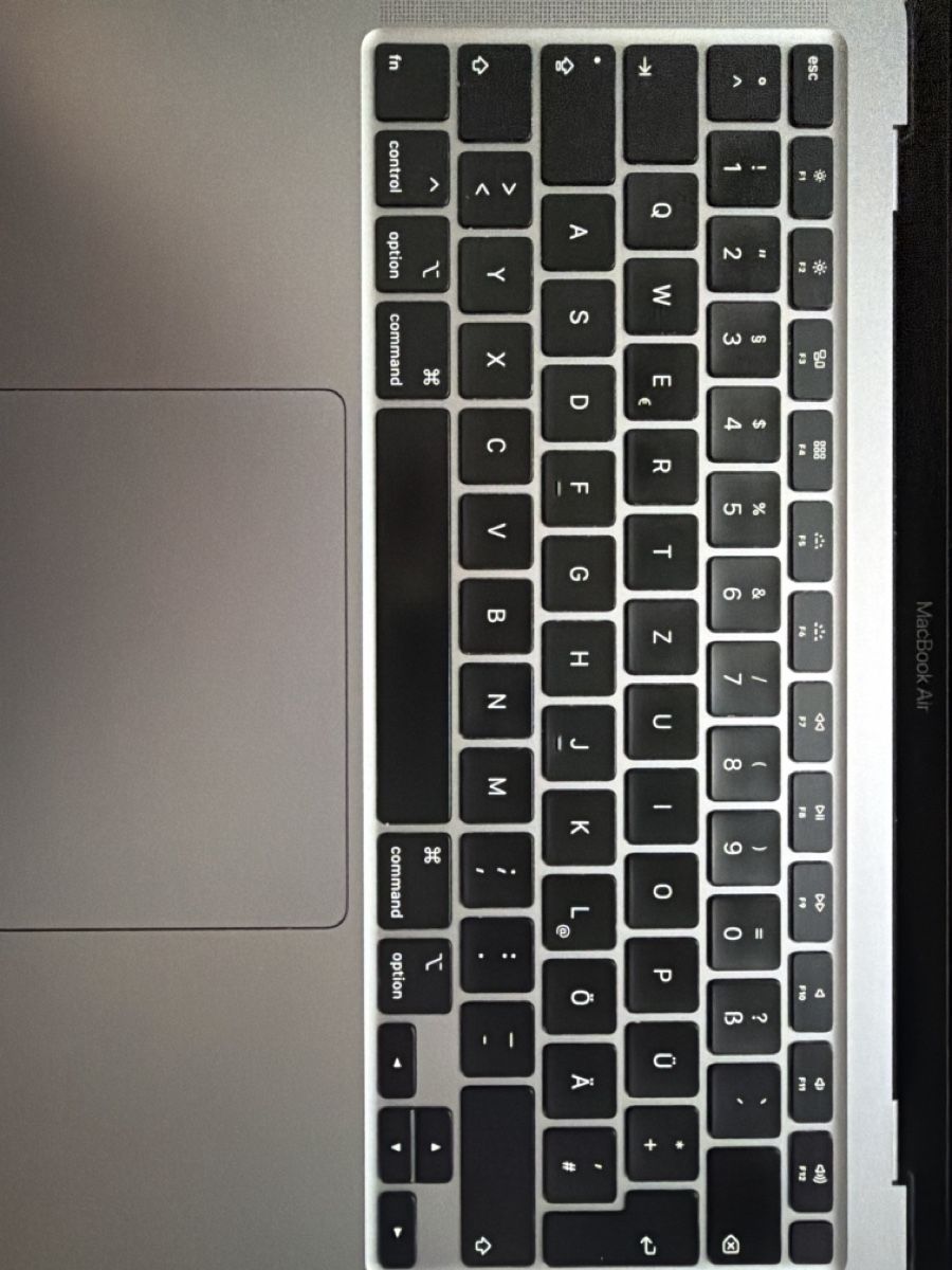 Apple Notebook: Mac Book Air 2020 – Usato da Zofingen venduto da lui_8zwn 3