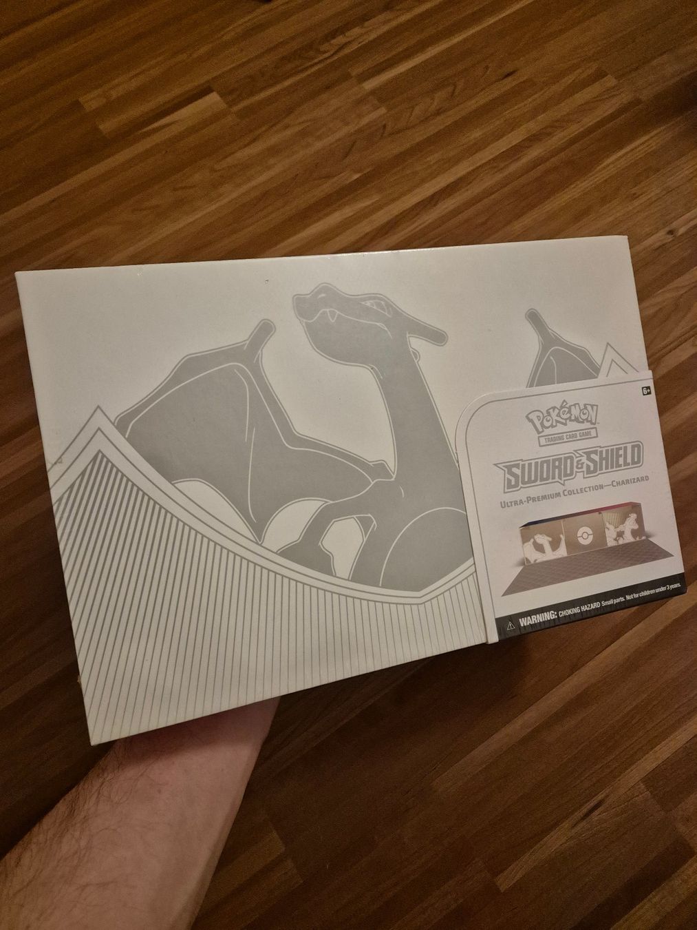 Pokémon Carte collezionabili: [OVP] Charizard UPC Box | Pokemon Karten Evolving Skies – Nuovo e nell'imballaggio originale da Widen venduto da Zu-Schlag 1