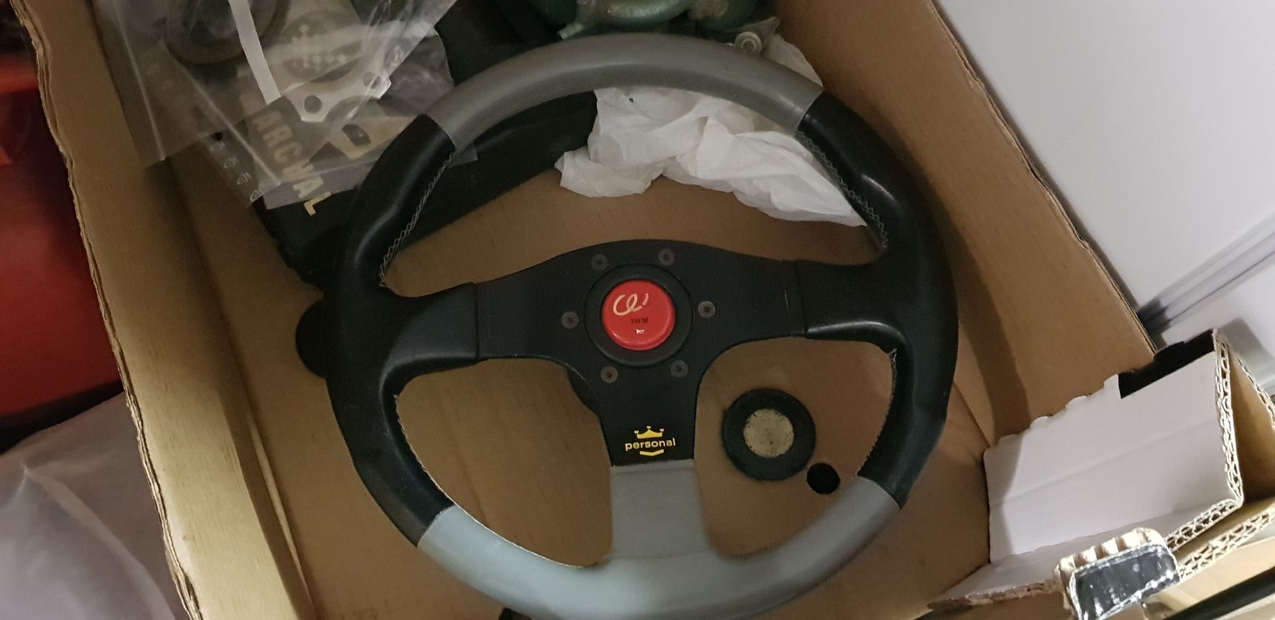Tutti pezzi di ricambio auto: Vintage Auto Lenkrad Leder – Usato da Ittigen venduto da Ziok187