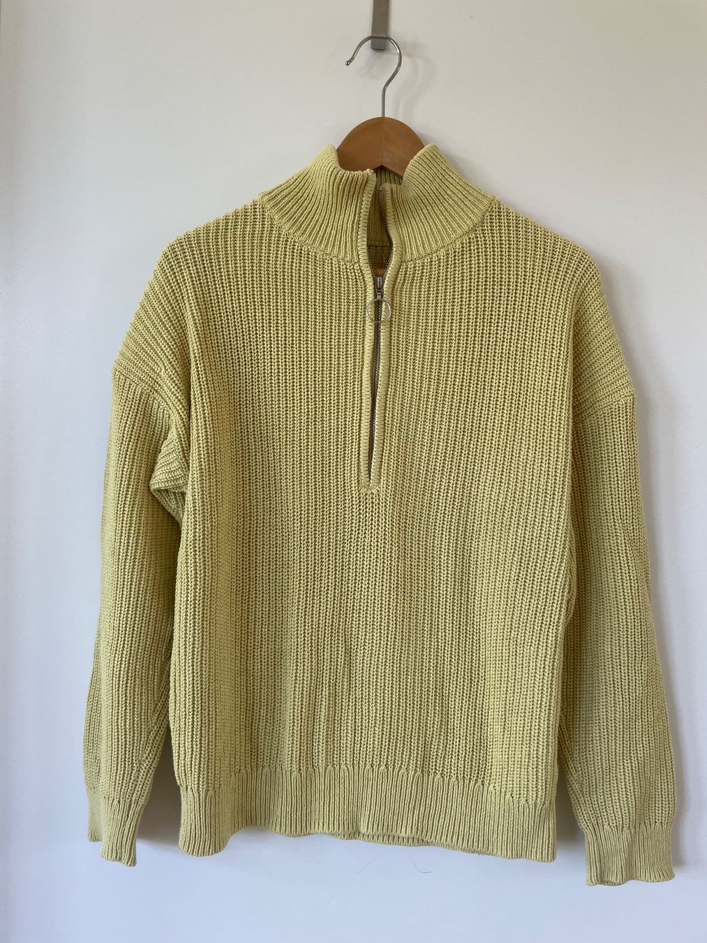 Hessnatur Maglioni & Felpe: hessnatur Troyer Strickpullover Bio-Baumwolle Gr. S Hellgelb – Usato da Neukirch an der Thur venduto da bee88