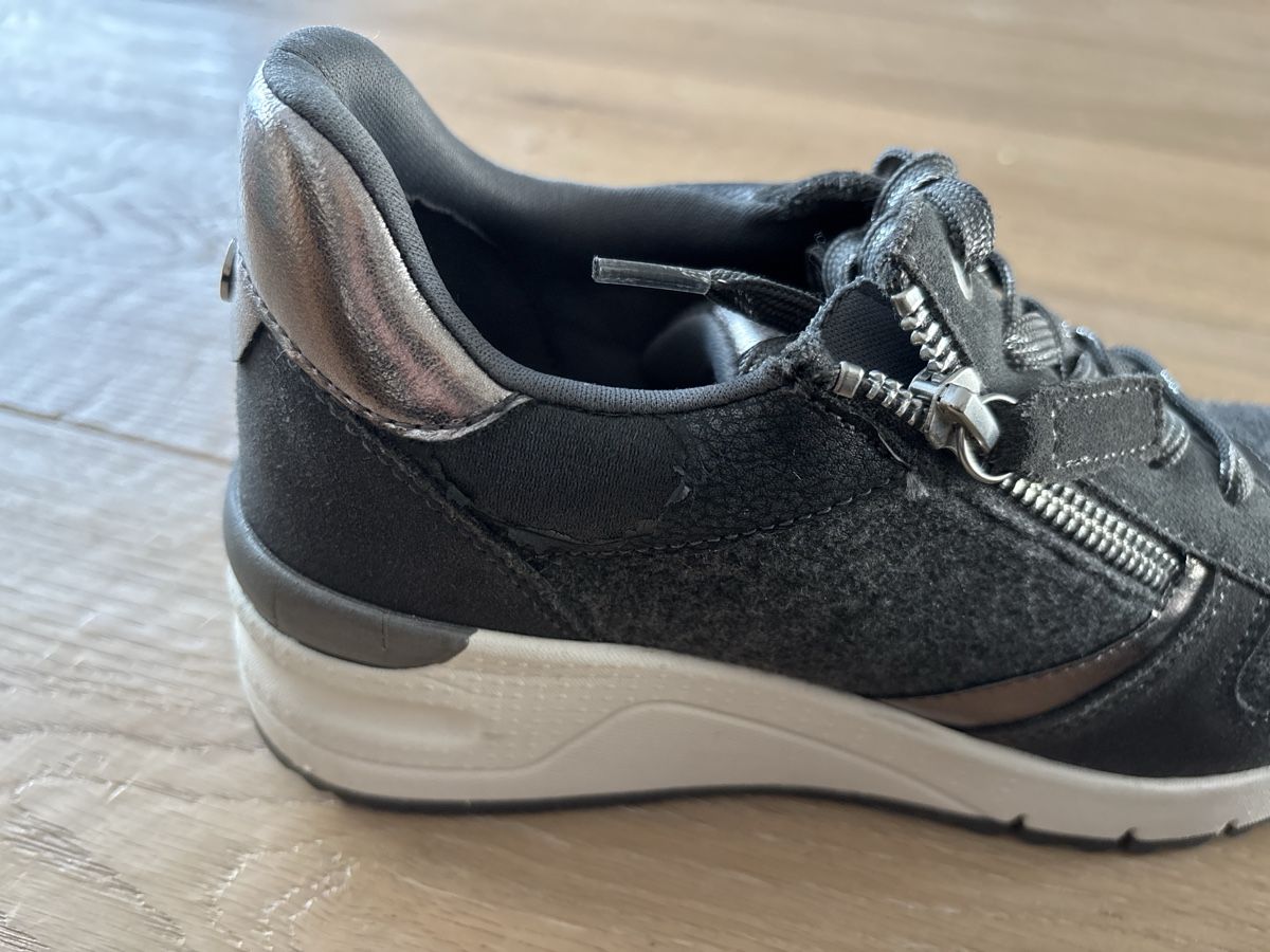 Tamaris Scarpe da donna: Tamaris Sneaker top Zustand 39 – Usato da Zürich venduto da K.St. 4