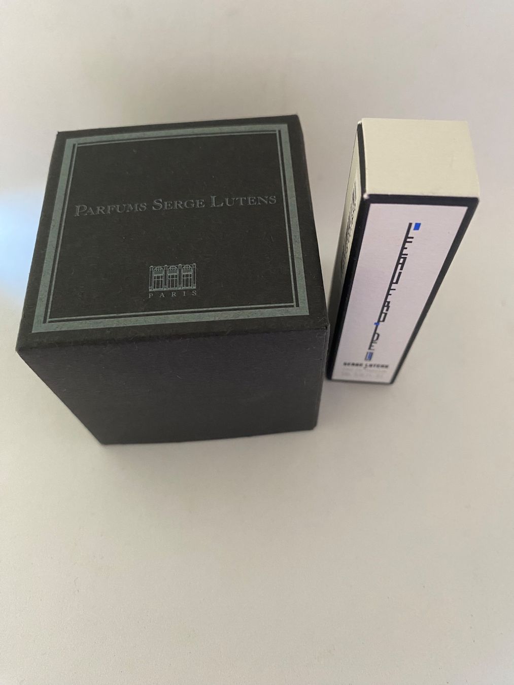 Serge Lutens Parfum & Eau de Toilette: Serge Lutens L’Eau set avec miniature – Neu und originalverpackt aus Bouveret von wes_7zll 2