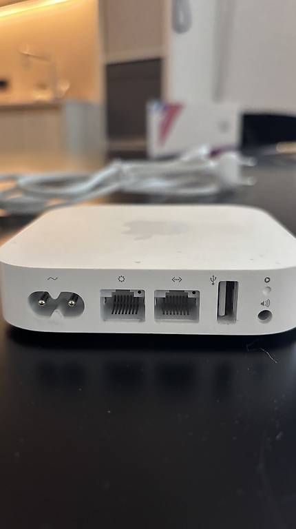Apple Modems & Router: Apple Aitport – Gebraucht aus Zürich von lupolupo 1