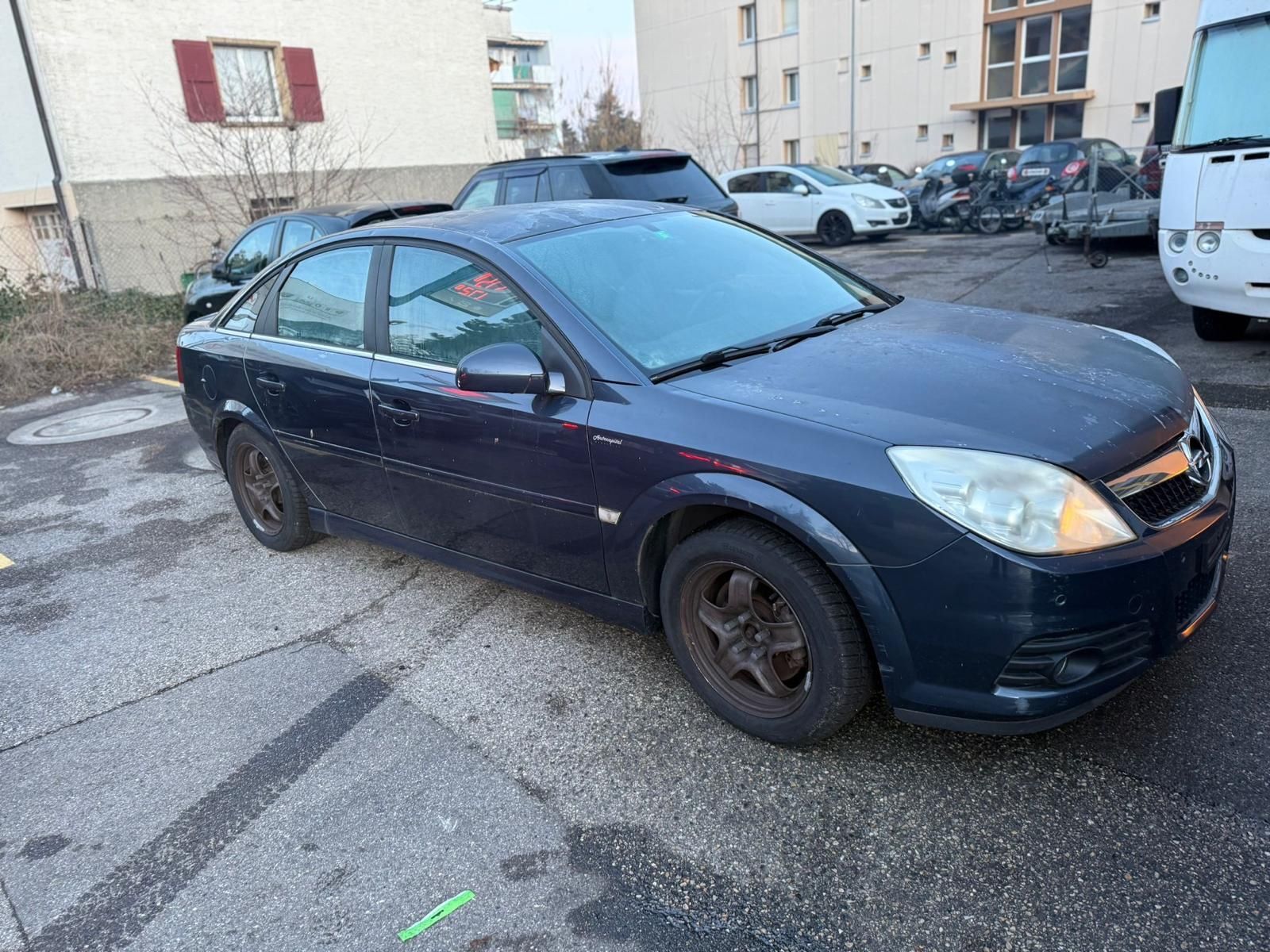 Opel Automobili: 2005 Opel Vectra C20T – Usato da Bevaix venduto da P-kiz