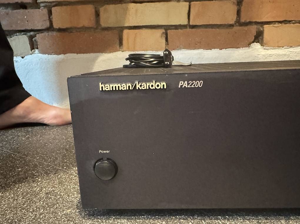 Amplificatori: Hartman Kanton PA2200 – Usato da Solothurn venduto da Mc_Clane 2