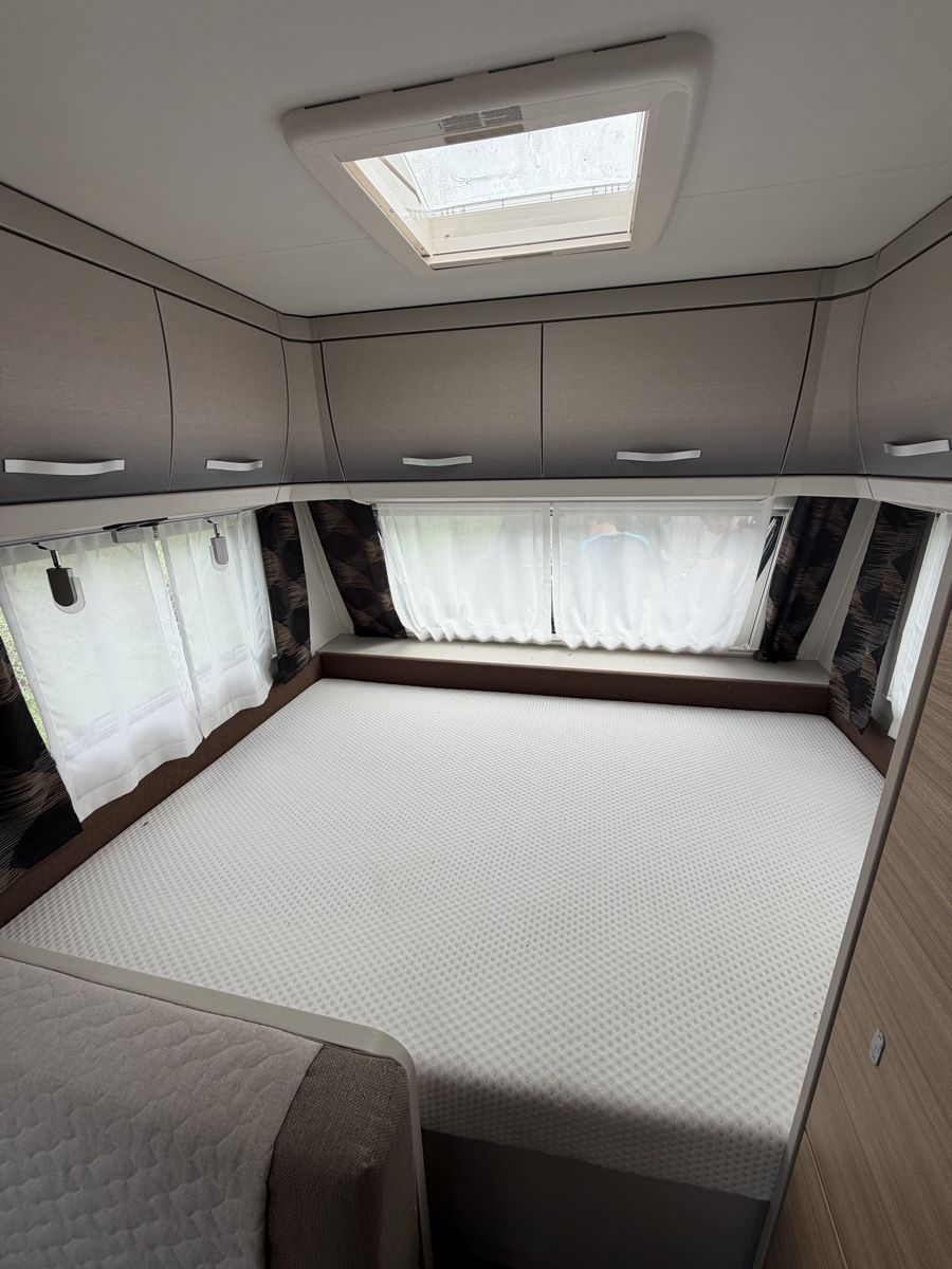 Dethleffs Véhicules de camping: Dethleffs Generation 515 QSK Wohnwagen – D'occasion à Ried-Brig par inf_k7jw 8