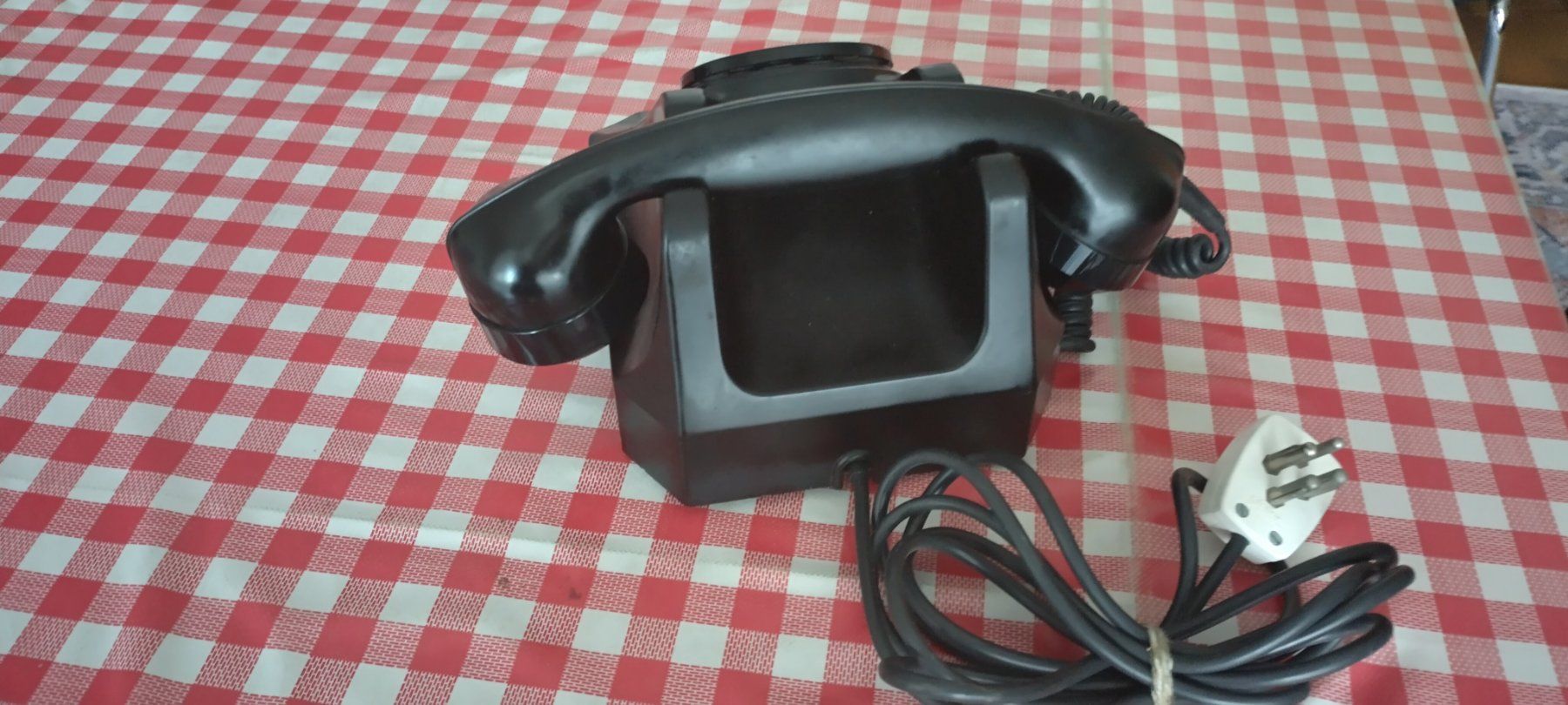 Telefone: Tischtelefon – Gebraucht aus Liestal von waeckerli 2