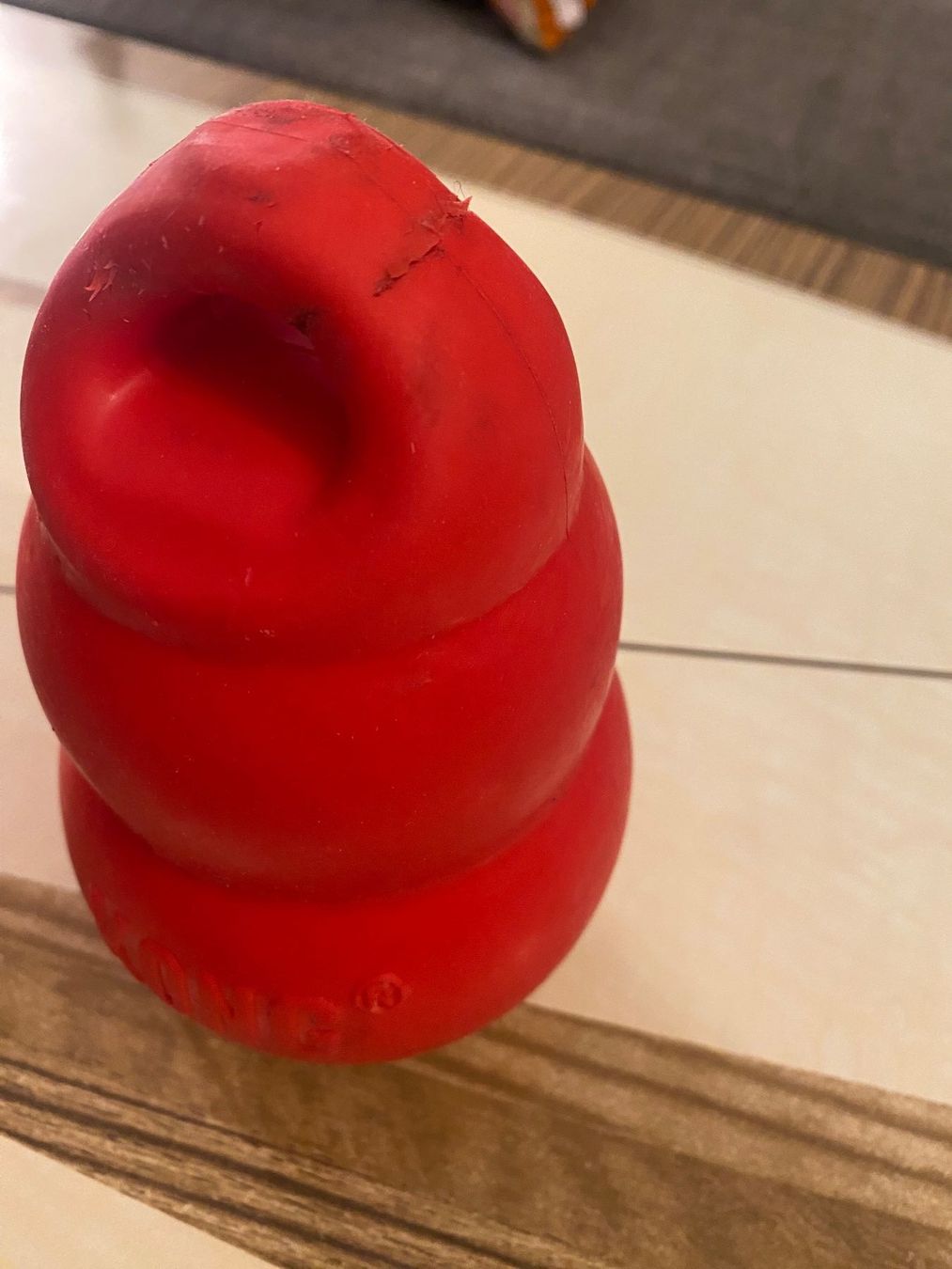 Giocattoli: Kong bounzer. Grösse M. Hüpfball oder Springball – Usato da Gümligen venduto da Farrolito 6