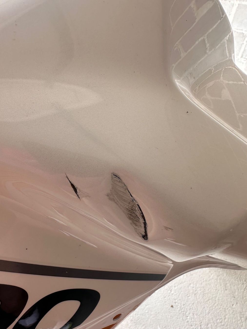 Triumph Sonstiges Fahrzeugzubehör: Triumph Tiger 1200 Benzintank – Gebraucht aus Winkel von Spy007 2