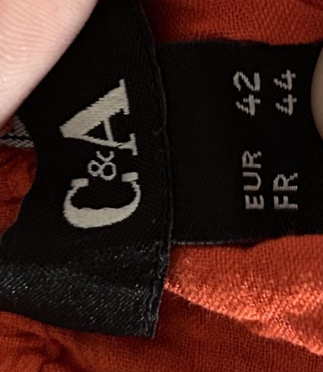 C&A T-shirt: T-shirt/blouse C&A orange – Usato da Daillens venduto da guisepa 2